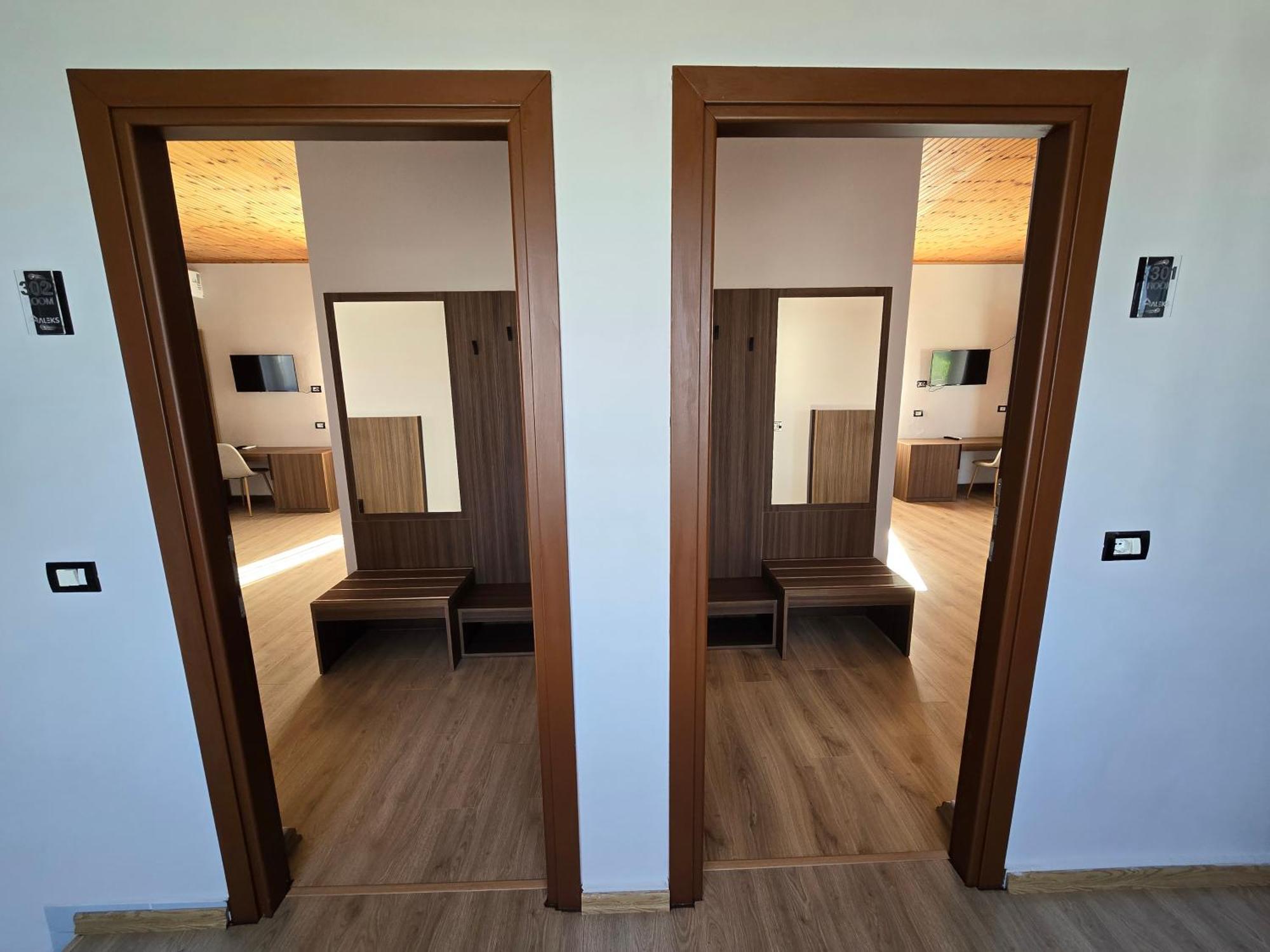 Hotel Aleks Shkoder Exterior photo